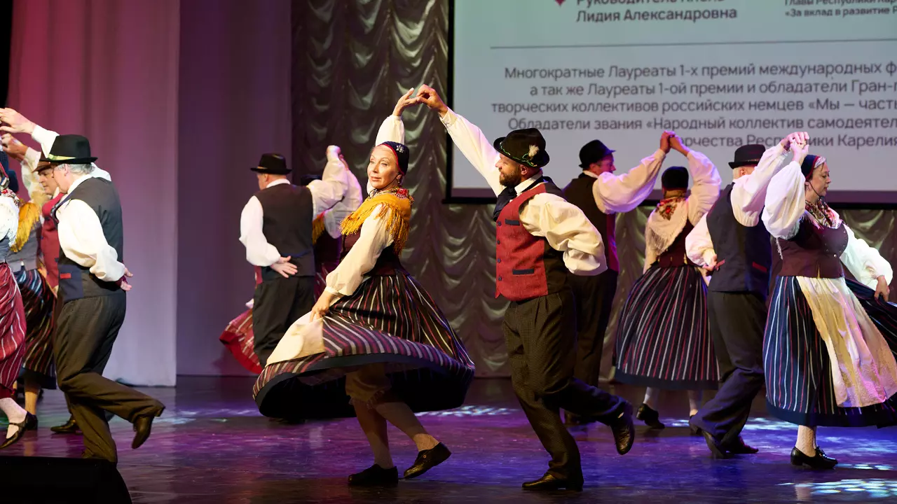 Festival von fünf Premieren und zwei Debüts